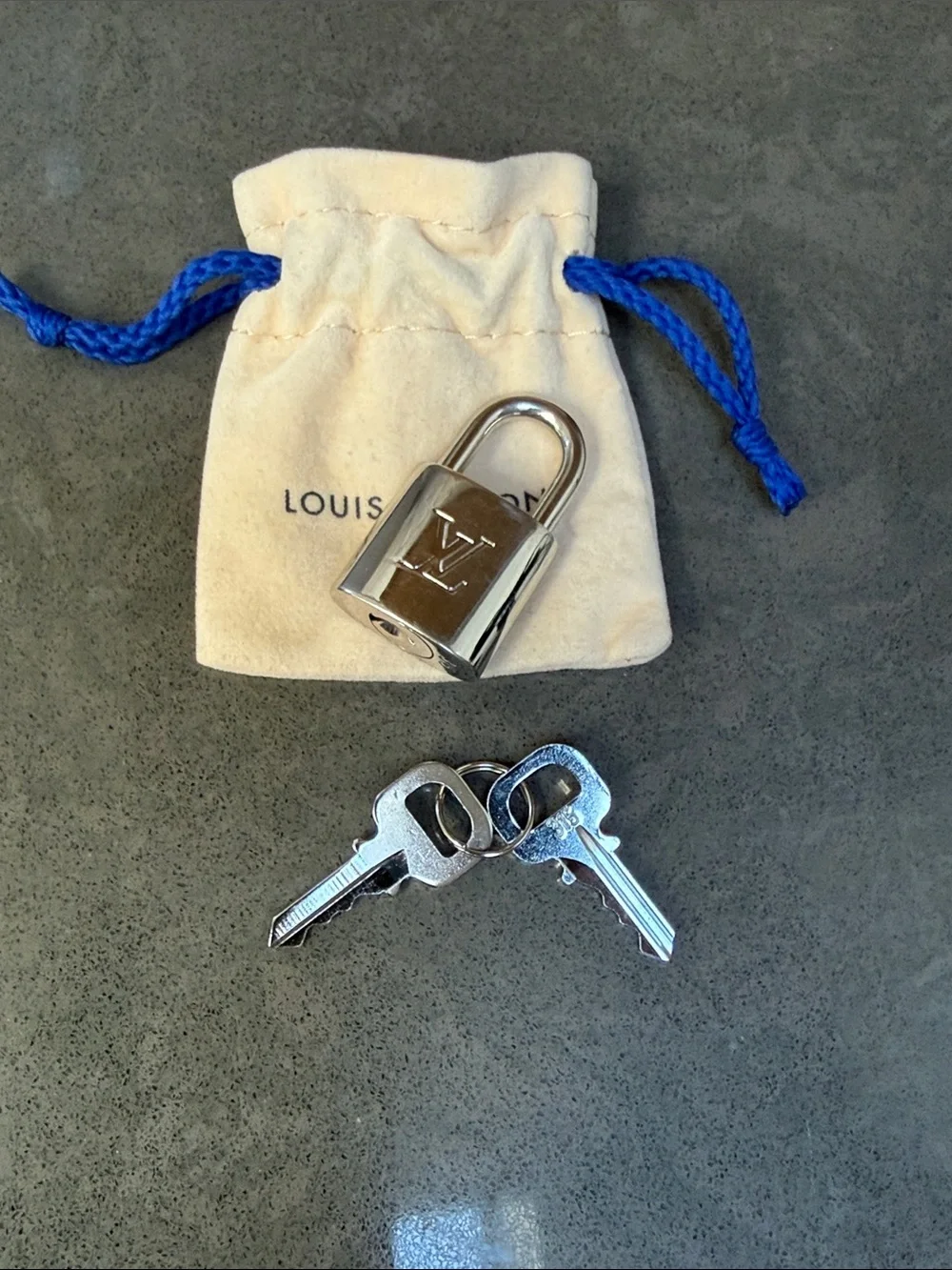 Louis Vuitton Rare Silver Lock and Key #315